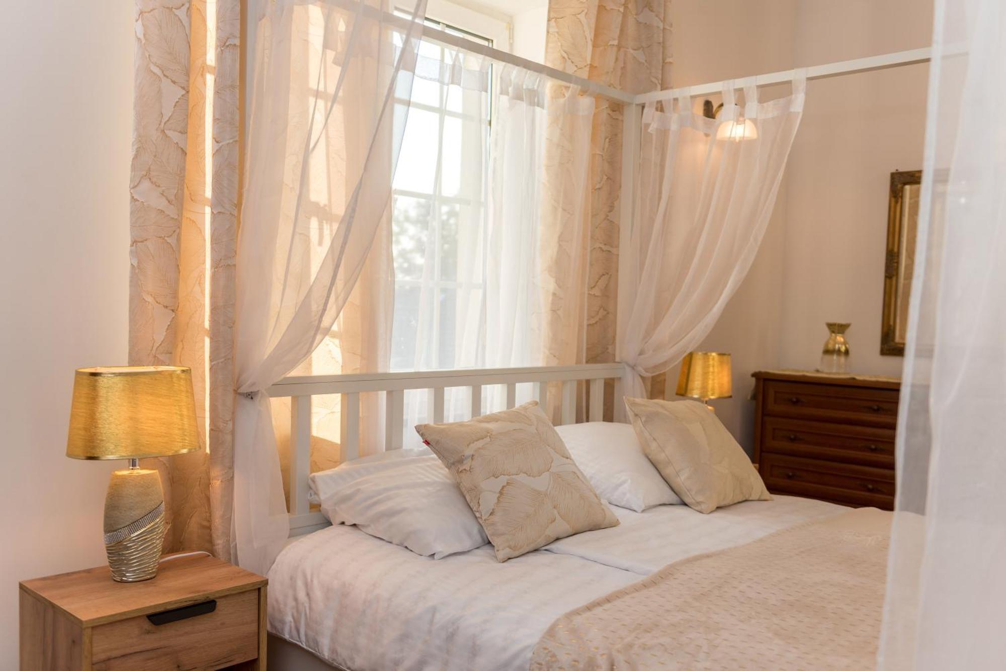 Pensjonat Well Clinic Medicine Estetic & Spa Gdansk Luaran gambar